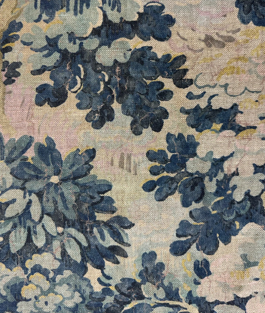 Sylvan Midnight | Acquitaine Linen