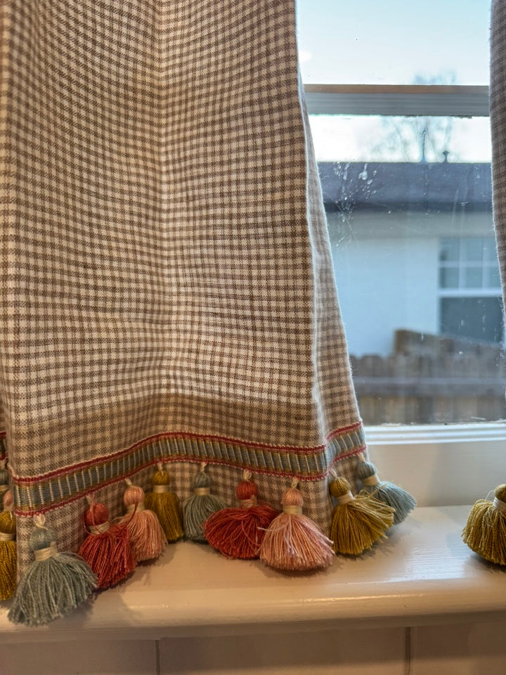 gingham cafe curtain with trim