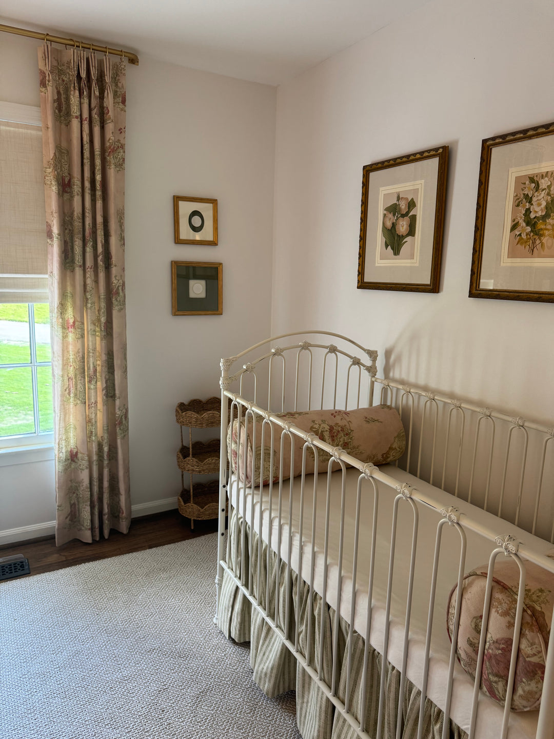 Venus & Cherub Chatenay Pink | Acquitaine Linen