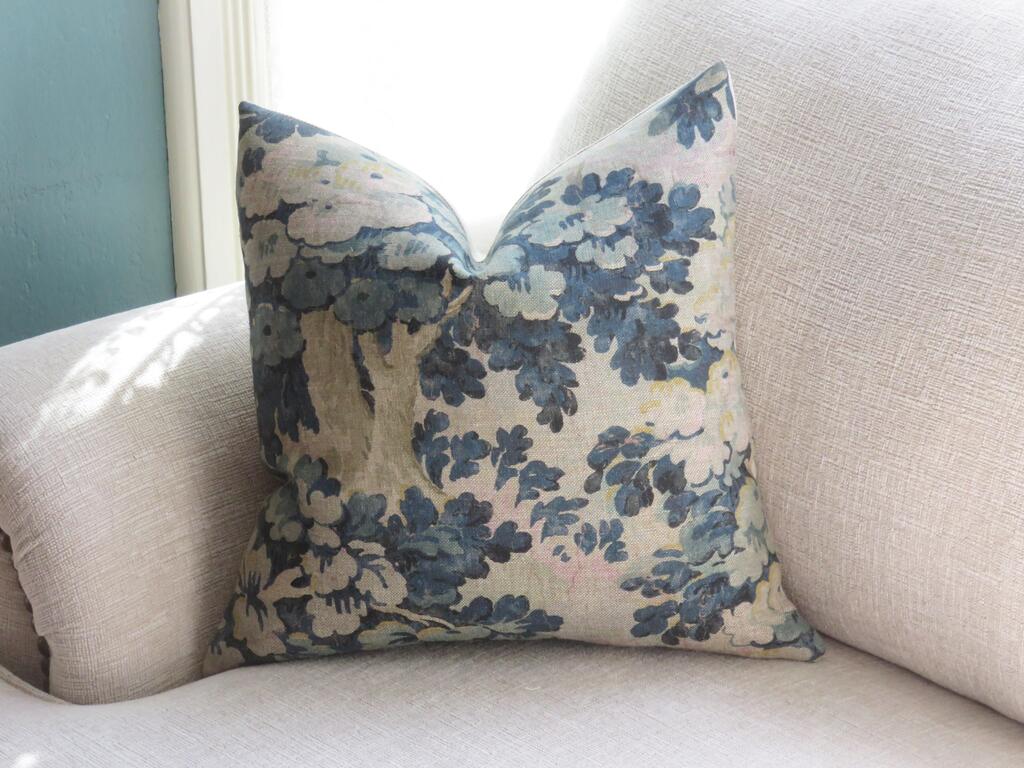 Sylvan Midnight | Acquitaine Linen